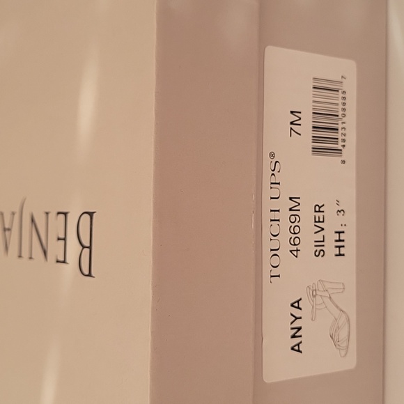 Benjamin Walk NWT Anya Silver Glitter Platform Heeled Sandal Size 7M - Picture 7 of 11